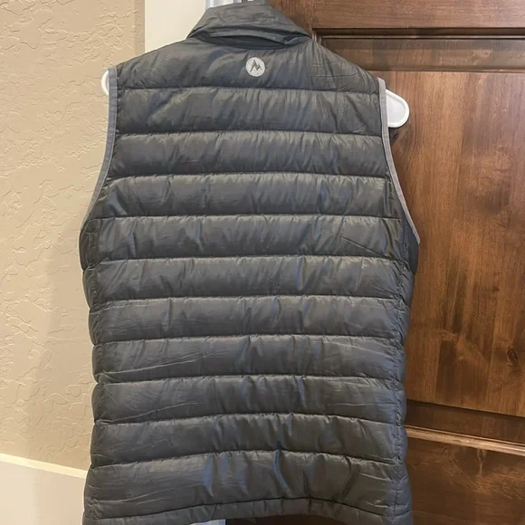 Marmot 800 Fill Vest - Picture 4 of 7